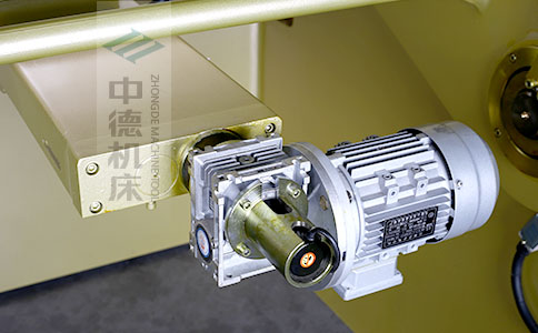 ZDS-840后檔料減速電機(jī)，質(zhì)量好，模擬運(yùn)算定位速度快.jpg